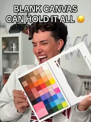Now THIS is the only palette you’ll ever need 😉 #painted #blankcanvas #makeup 