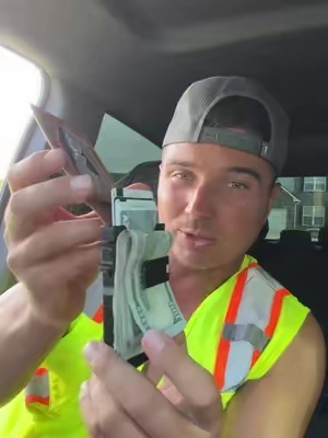 Witch men’s rfid wallet is better #menswallet #rfidwallet #wallet 
