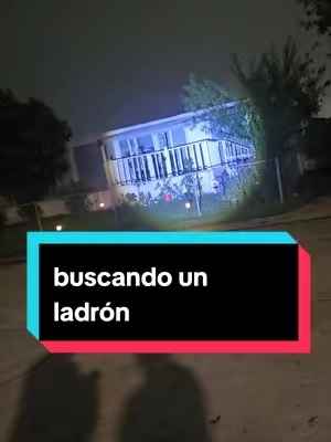 Lámpara mas viral de 100 metros de alcance  lámpara ideal para aser descubrimientos en cuevas oscuras nl te perderás absolutamente nadita #flashlight #tactical #paratiiiiiiiiiiiiiiiiiiiiiiiiiiiiiii  #viraltiktok #powerbank 