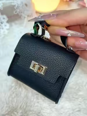 Four colors,four different moods,the perfect little gift set for friends #miniwallets #bagcharm #pursecharms #bagaccessories #keychain  