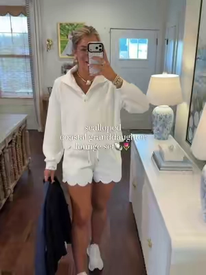 They also just dropped it in a light blue that is to die for 😍 so buttery soft and comfortable! Perfect for my grandmillennial girls!🩵🐚 wearing size medium! ##coastalgranddaughter##grandmillenial##boujeeonabudget##affordablefashion##loungeset