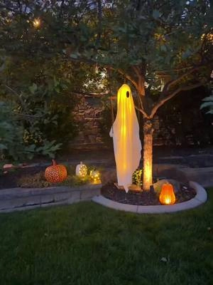 The Sweetest Little Swinging Ghost for Your Halloween Decor #HalloweenDecor #GhostDecor #HalloweenHome #FrontPorchDecor #TikTokShopCreatorPicks 