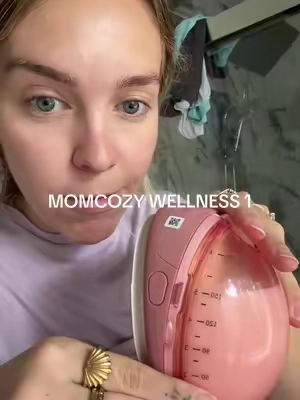 I had a clogged duct the other day too and this was SO HELPFUL with getting it out 😆🙌🏼 #momcozy #momcozywearablepumps #momcozywellness1 #pumpingmom 