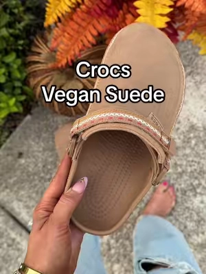 Crocs vegan suede crafted clogs for an upgrade 🍂✨ #crocs #crocsvegansuede #crocscrafted #crocssuperbrandday #tiktokshopcreatorpicks @Crocs 