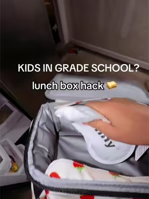 Where was this for grades K-5 😅… smartest lunch box hack. #sahm #lunch #girlmom #boymom #school 