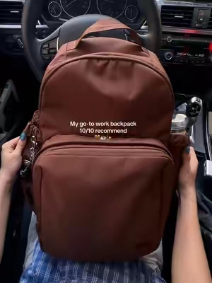 Total game-changer, this backpack is chef’s kiss😘 #bagsmart #officebag #lunchbag #officebackpack #workbag 