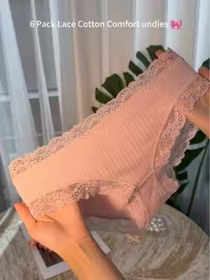 Delicate lace, gentle on your skin. A quiet way to love yourself.  #underwear #panties #womenshealth #summerfind#summerwins 