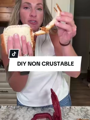 Make your own non crusted PBJ right at home! #pbj #schoollunch #kidslunch 
