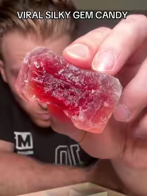 Silky gem is SO GOOD #silkygem #crystalcandy #silkygemcrystalcandy #candyreview #viralcandy @Silky Gem Crystal Candy 