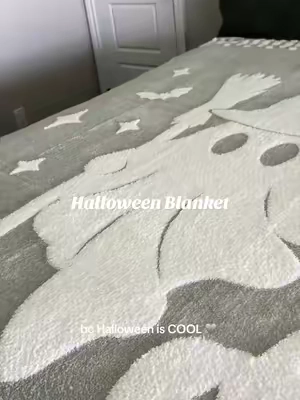 & I have FOMO on Halloween decor 🤭 especially when it’s as cute as this! & already selling out in JULY 🫠#aesthetichome #halloween #halloweendecor #softblanket #halloweenblanket 