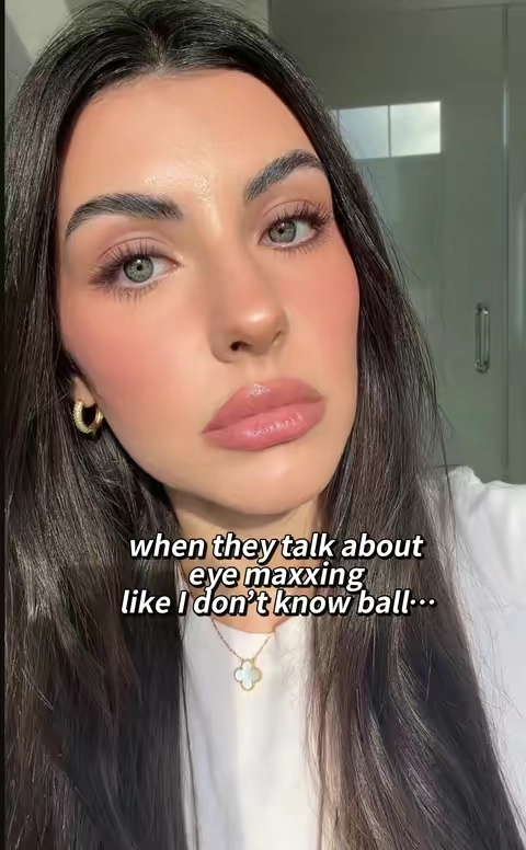 blue, green, hazel, brown, etc doesn’t mattter bc black honey is the perfect mix between red, blue & yellow it makes every. single. eye color pop…trust🖤💋 @Clinique @Clinique Store #eyemaxxing  #colortheory #blackhoney #summerturnup 