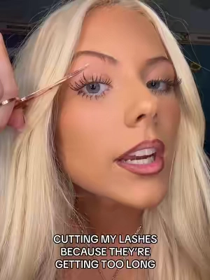 THEY ARE SO LONG!! @OKAYLOVE #lashclusters #jk #lashes #fakelashes #longlashes 