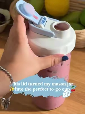 My new to-go cup hits different 🤣💭#fyp #foryoupage #tiktokmademebuyit #masonjar #homemade #EasyRecipe #kitchenfinds #kitchenfinds #refresher #tiktokfinds 