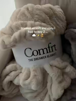 And They’re on a sale today??? say less ✨🧸 @Comfrt #comfrt #comfrtblanket #weightedblanket #furblanket 