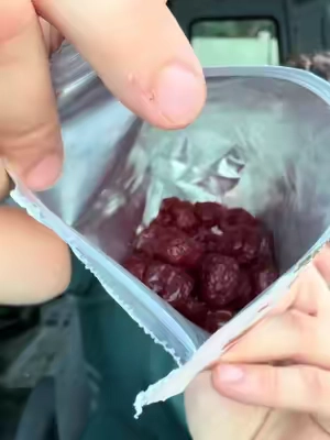They taste sooo good #finalboss #sourcandy #tiktokfinds #snacktok #tiktokmademebuyit 