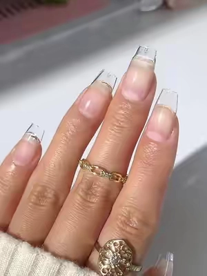 Your DIY nail routine just got a whole lot easier ✨#diynails #easynails #nailhack #beginnernail #nailtutorial 