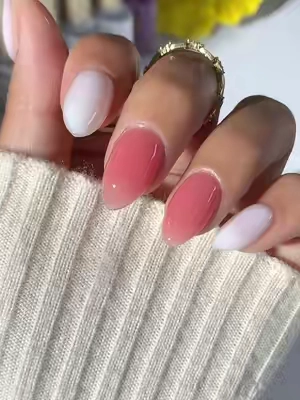 Who else loves a good DIY nail transformation? 💅#diynails #nailtutorial #gelnail #easynails #nailkit  