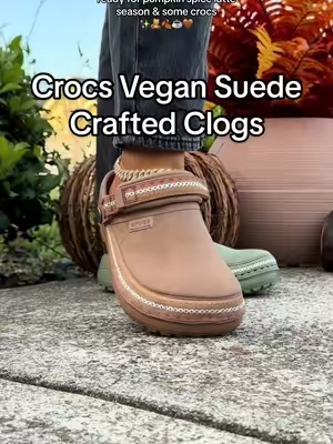 Crocs crafted clogs hot an upgrade and I’m obsessed 🤎 #crocs #crocscrafted #crocscraftedclogs #crocsvegansuede #tiktokshopcreatorpicks @Crocs 