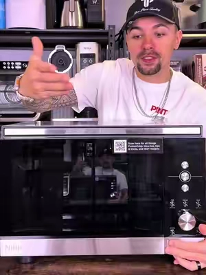 Ninja just made a nontoxic microwave that’s ALSO an air fryer!? #airfryer #microwave #ninjacrispi #ninjamicrowave #cooking 