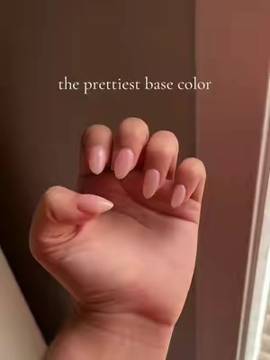 shade 1352 #gaoygelpolish #gelxnails #almondnails #nailinspo #prettynails 