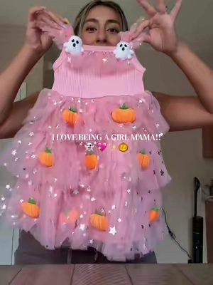 SOOO STINKING CUTE!✨👻🎃 #girlmom #toddlermom  #halloween #halloweendress 