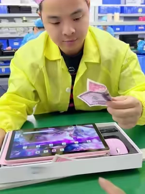 Congratulations, you don't have to pay a high price to buy tablets for your children in the United States anymore.#tablet #dealsforyoudays #summerwins #summerfinds #summersales 