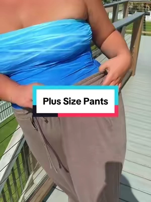 @Eytino these are the cutest ruffles pants #plussizepants #plussize #plussizefashion #eytino 