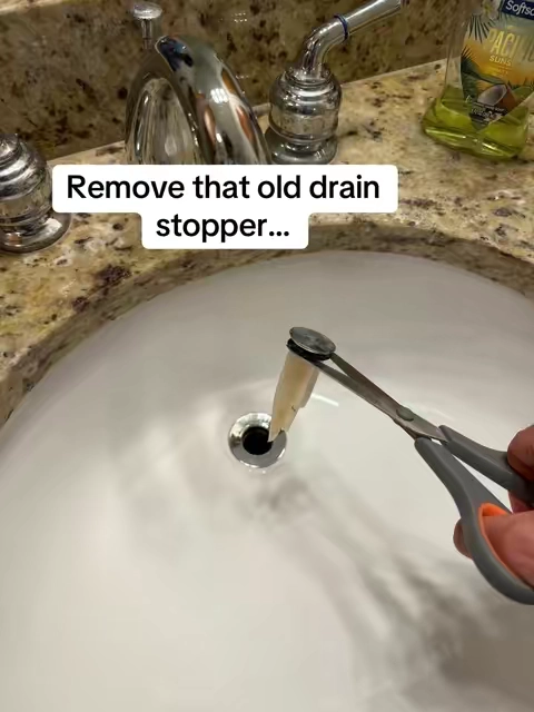 So tired of pulling those clumps of hair out until I found this! #drainplug #sinkstopper #bathroomessentials #sinkdrain #sinkdrainstopper 