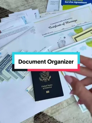 knowing all my family’s important documents are organized and in one place makes me a happy wife + mom 🙌🏼 #organization #documentorganizer #organizedhome #momduty #wifeduties @Savor 