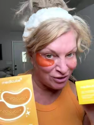 #Medicube #MatureSkin #SkinCareTips #SkinCareRoutine #medicubeskincare 