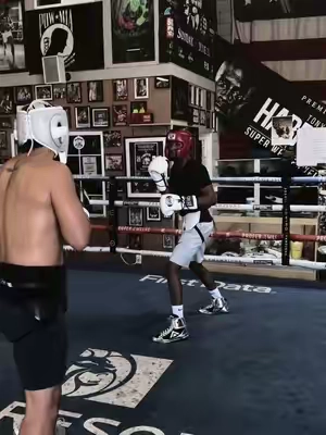 #fyp #goviral #boxing #Fitness #sparring 
