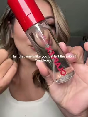I love that i can use it on my hair + Body 🥹 its smells amazing #Olaplex #hairandbodyfragrance #fragrancetiktok #perfumetiktok 