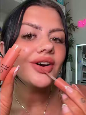 These So Blurreal Lip & Cheek Whips from @e.l.f. Cosmetics are insane 😮‍💨👏🏼 #elfcosmetics #eyeslipsface #tiktokshopcosmetics #summerturnup #TikTokShopCosmetics 