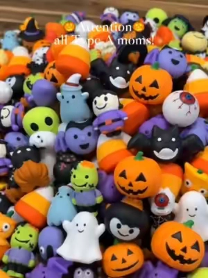 🔥Give you guys Halloween in July.#Halloween #HalloweenDecor #HalloweenToys #halloweenmusthaves #FallDecor #HalloweenVibes #SpookySeason