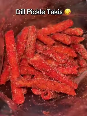 9/10 SUPER coated #takis #dillpickle #tiktokshopsnacks #crunchyasmr #spicy 