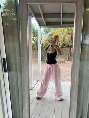 bring the mirror outside 