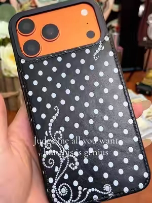 for the girls that only like holding their phones #fyp #tiktokshop #phonecase #girlthings #viral