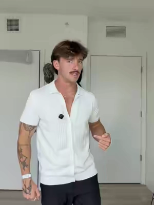 The right way to wear a shirt 