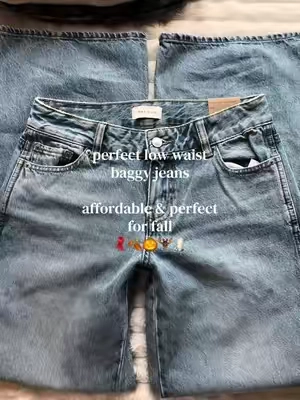 🍁Perfect for coffee runs and  back to school ☕️🤎 #pacsun #pacsunjeans #fallaesthetic #falloutfits #2000snostalgia bella swan back to school jeans 2000s low rise vintage jeans baggy jeans cozy season light wash jeans try on Gilmore girls pumpkin rain coquette downtown girl aesthetic 