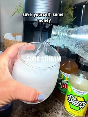 Crispy drinks made your way at home #sodastreampartner #ad #sodastream #soda #sparklingwater 