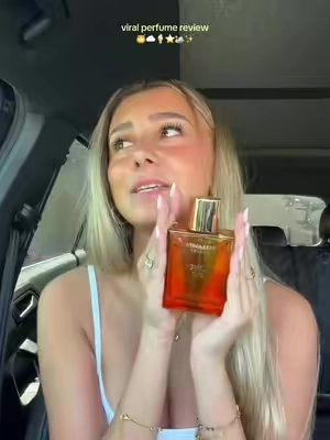 okay wait if u have this perfume lmk ur thoughts on it🫶🏼🫶🏼 i think i’m obsessed!! #perfume #Summer #honey #smellgood #dealsforyoudays 