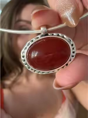 Maybe my favorite necklace from @en route jewelry because I mean, look at it! ♥️ #necklace #choker #boho #carnelian #uniquejewelry 