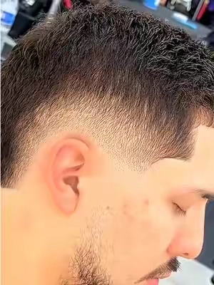 The SIMPLEST BURST FADE Tutorial 💈✨ Barber Step by Step 📚🎓 ASMR Sounds + Walkthrough 🗣️  #barberlife #fyp #taperfade #burstfade #tutorial 