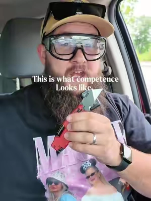 Oknife makes great products and the ul pro is a great utility knife for edc use! #oknife #foldingknife #knife #edcknife #tiktokshopcreatorpicks 