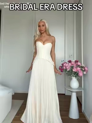 RUN 🤍 It’s finally back in stock after weeks!! Perfect for my brides and grads… and it SNATCHES you in all the right places. Wearing XXS and I’m 5’4” 110 #bridalfashion #rehearsaldinnerdress #bridedress #engagementdress #affordablefashion