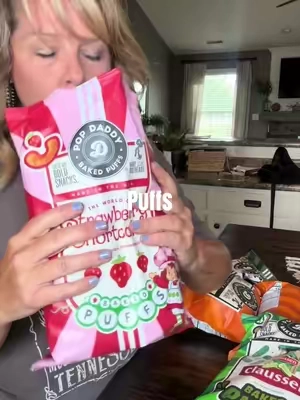 What in the puff goodness is this @Popdaddysnacks #puff #cheesepuffs #popdaddy #snacks 