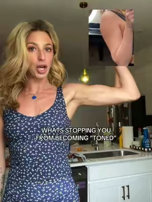 Toned comes from building muscle and creatine is what you need to get there!! @Arrae  #tiktokshopcreatorpicks #arraetone #creatine #tonedarms 