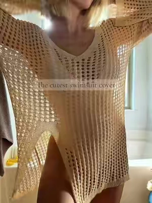 Crochet swimsuit cover up with a side split and long bell sleeves. So adorable 👙☀️🌊 #charmo #swimsuitcoverup #crochetswimsuitcover #vacationvibes #beachstyle @Charmoofficial 
