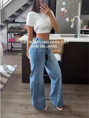THE LIFT IS INSANE MAKES THEM LOOK SO ROUND #glowuptips #bbljeans 