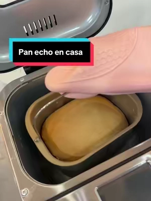Replying to @Doraisy Guerra Una de las preguntas que más me hacen es cuánto consume esta máquina. Tiene una potencia de 710 watts, así que la conecté a mi EcoFlow para que vieran el consumo real mientras preparaba un pan de principio a fin. 🍞⚡ #breadmaker#breadmachine#TikTokShopCreatorPicks#homebread#kitchenfinds 